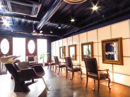 ボンドガール(Bondgirl)の写真