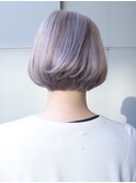 小顔ハイライトカラーハイトーンアッシュボブ
