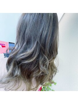 ジプソ(Gypso Hair salon) グレーカラー×グラデーションブリーチグレージュ