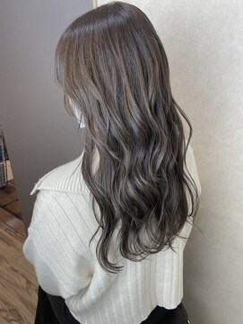 キュオンシア(CUEON. ciea) ラベンダーグレージュ