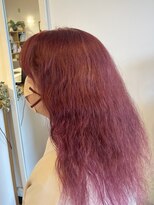 ヘアーコンセプト(HAIR CONCEPT) ブリーチで作るピンクカラー