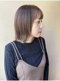 極細ハイライト×外はねボブ