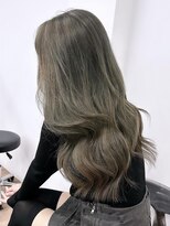 ピープスアンドスー 表参道 渋谷(Peeps&Suu.) オリーブグレージュ顔周り小顔レイヤー髪質改善透明感カラー