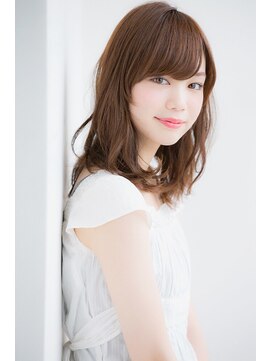 ラフ フロム ガーデン(Laf from GARDEN) 【Laf 岡本聡美】ミディアム/ゆるウエーブ/レイヤー