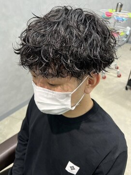 リット×ベリエ(Lit.×belier) メンズパーマツイストパーマスパイラルパーマフェード20代30代