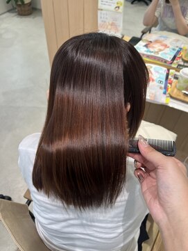 ファムバイアヴァンス(Femme by AVANCE.) 髪質改善ストレート