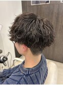 波巻きパーマ/刈り上げマッシュ