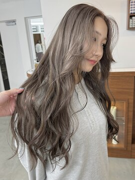 リヴ ウメダ(LIV umeda) 透明感グレージュ/ダブルカラー/顔まわりカット/梅田/ブリーチ