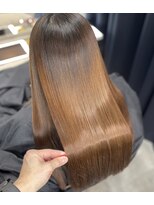 イリス 高槻店&nbsp;  【最上級】プレミアム髪質改善ヘアエステ【高槻　縮毛矯正】