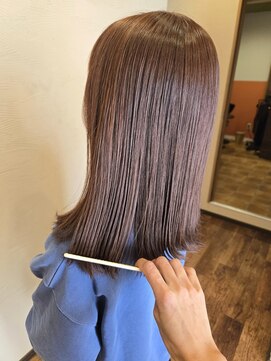 キー(Kii) ボブ×コーラルカラー