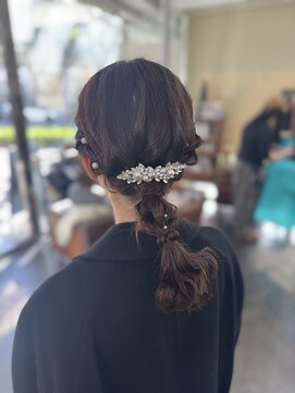 バイブアンドアネックス(VIBE & ANNEX) お呼ばれヘアセット