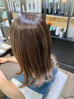 ジュイール(jouir)&nbsp;三鷹白髪ぼかしハイライトショートボブウルフショートカット韓国