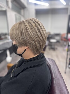 ルスト 成増店(Lust) ショート×ミルクティーカラー