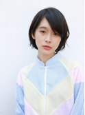 長めバングのショートスタイル