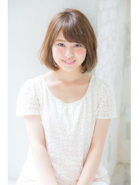 ジョエミバイアンアミ(joemi by Un ami) joemi新宿 ふんわり大人小顔ボブ 花野