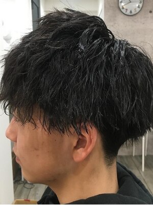 【石津川駅前/BARBER】ツイストはもちろん、仕上げに差がつくフェード・クロップドスタイルもOK！