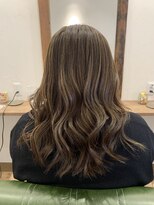 リアン(Lien)&nbsp;外国人風ハイライトカラー