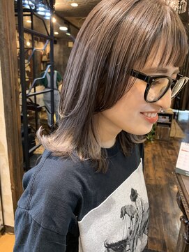 ヘアー クリエイト カルバリ(HAIR CREATE Calbari) さりげなくインナーカラー