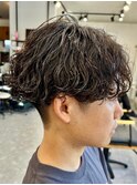 波巻きパーマセンターパートツイストパーマメンズマッシュパーマ