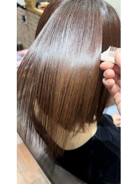 イイネ(iine) ツヤ髪ストレートヘア髪質改善トリートメント10代20代30代40代