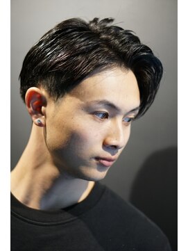 銀座 シノ 本店(shino) 七三分け×ビジネススタイル