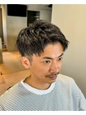 王道ツーブロアップバングスタイル