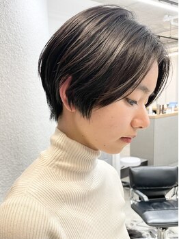 バトン(BATON)の写真/【ヴィラロドラ取り扱い店】気になり始めた白髪もお洒落でぼかす☆カラーを長く楽しめるご提案を＊