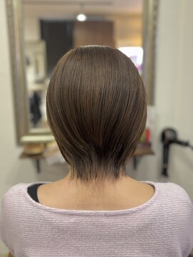 ヘアメイク アンフィ(amphi) ロングからイメチェン