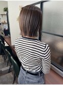 切りっぱなしボブ_マットアッシュ