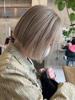 ノード(NODE)&nbsp;栄大人女子ハイトーン小顔補正ボブ