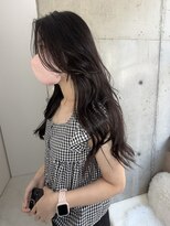 ヒン(HIN)&nbsp;ロングレイヤースタイル