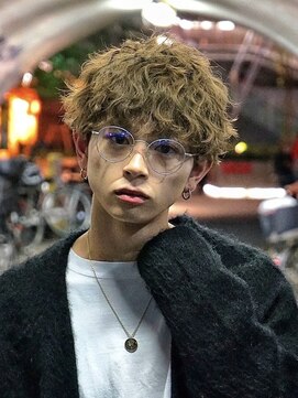 ゴート(GOATO) 波巻きマッシュ　ベージュカラー　鹿児島マッシュ