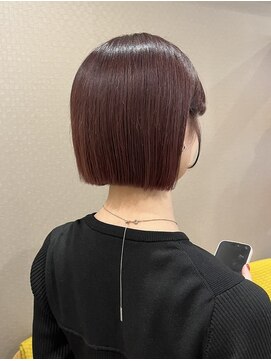 ぷつっとボブ×ピンクパープルカラー