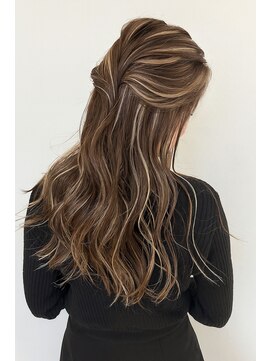 ロング　ハイライト　白髪ボカシ　コントラストハイライト