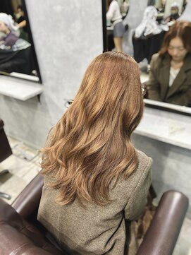 グラッジ 池袋(GLADGE) ミルクティーブラウン