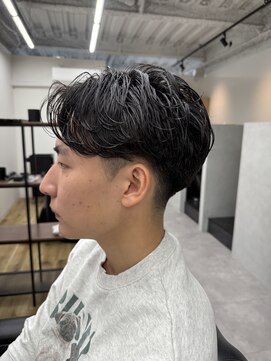 アニー 松戸(ANNI) MEN’S HAIR/波巻きツイストスパイラル/リバースセンターパート