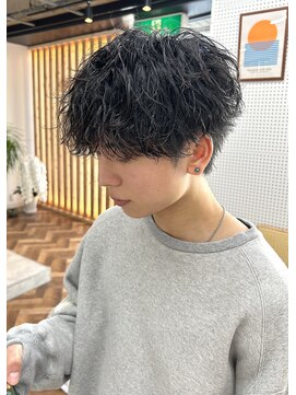 シーイー(C.E) マッシュ×シャドウパーマ