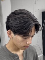 オーバル ジングウマエ(OVARL jingumae)&nbsp;フェザーパーマセンターパートニュアンスパーマシャドウパーマ