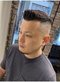 東京barber日本橋スキンフェードアイパーリーゼントスタイル