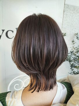 ライカ(Lycka) ウルフカット