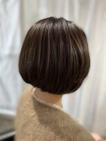 ツムグ 代官山店(TUMUGU)&nbsp;白髪ぼかしアッシュブラックミントアッシュ×小顔ショートボブ