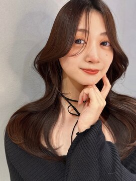 シー(See.) 大きめカールで上品なくびれヘア