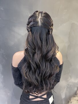 クレオヘアフィーカ(CLEO hair fika) ツインアレンジ　ハーフアップ