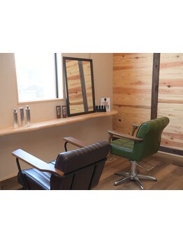 ”また来たい”と思って頂けるような心地よい空間＊お客様の髪質に合わせた提案で満足のいく仕上がりに。