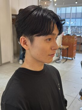 キャンバス バイ ネオリーブ 横浜西口(Canvas by neo.) 横浜★センターパートのメンズナチュラルパーマ