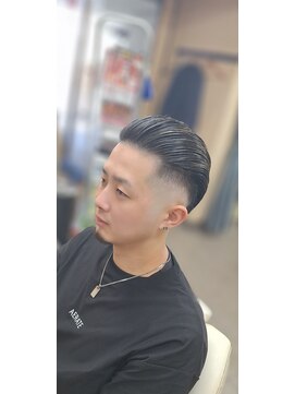 カットサロン みき 究極クラシックヘア《スリックバック》