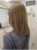 レイヤーカットバレイヤージュハイライトセミロングショート
