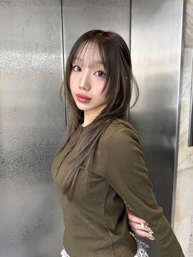 リリー(Lilley) ハッシュカット×小顔レイヤー×韓国風巻き×髪質改善