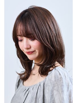 30代40代50代ミディアムくびれレイヤー