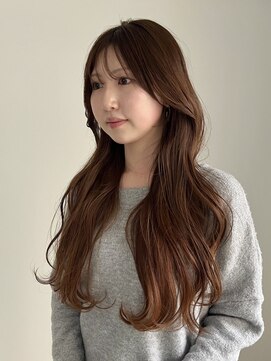 ヨーク(YOKE) ロングレイヤーくびれヘアダブルカラーミルクブラウン髪質改善